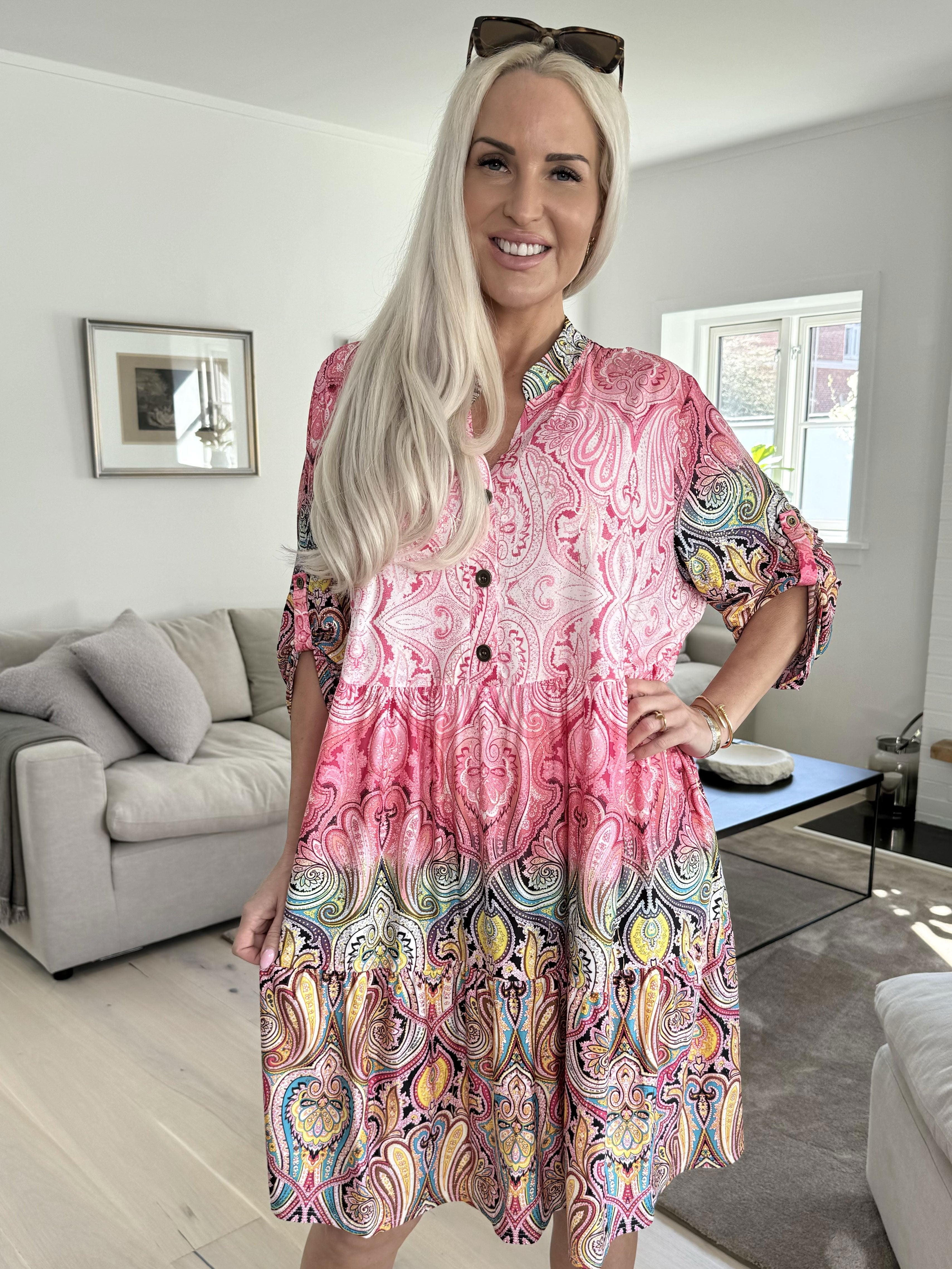 Milano Tamaria Midi - Klä dig i fint tryck i en lager-på-lager-look